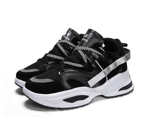 CHUNKY X9X Wave Runner Sneakers - Black